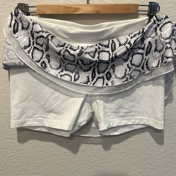 Sofibella Snake Print Tennis Skirt - Picture 2 of 6